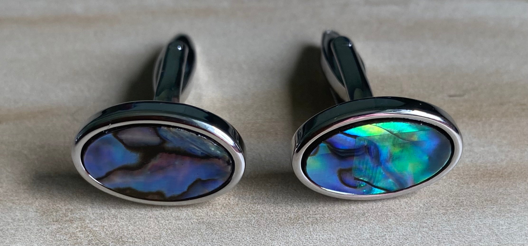 Oval Mother of Pearl (Nacre) Smart Cufflinks