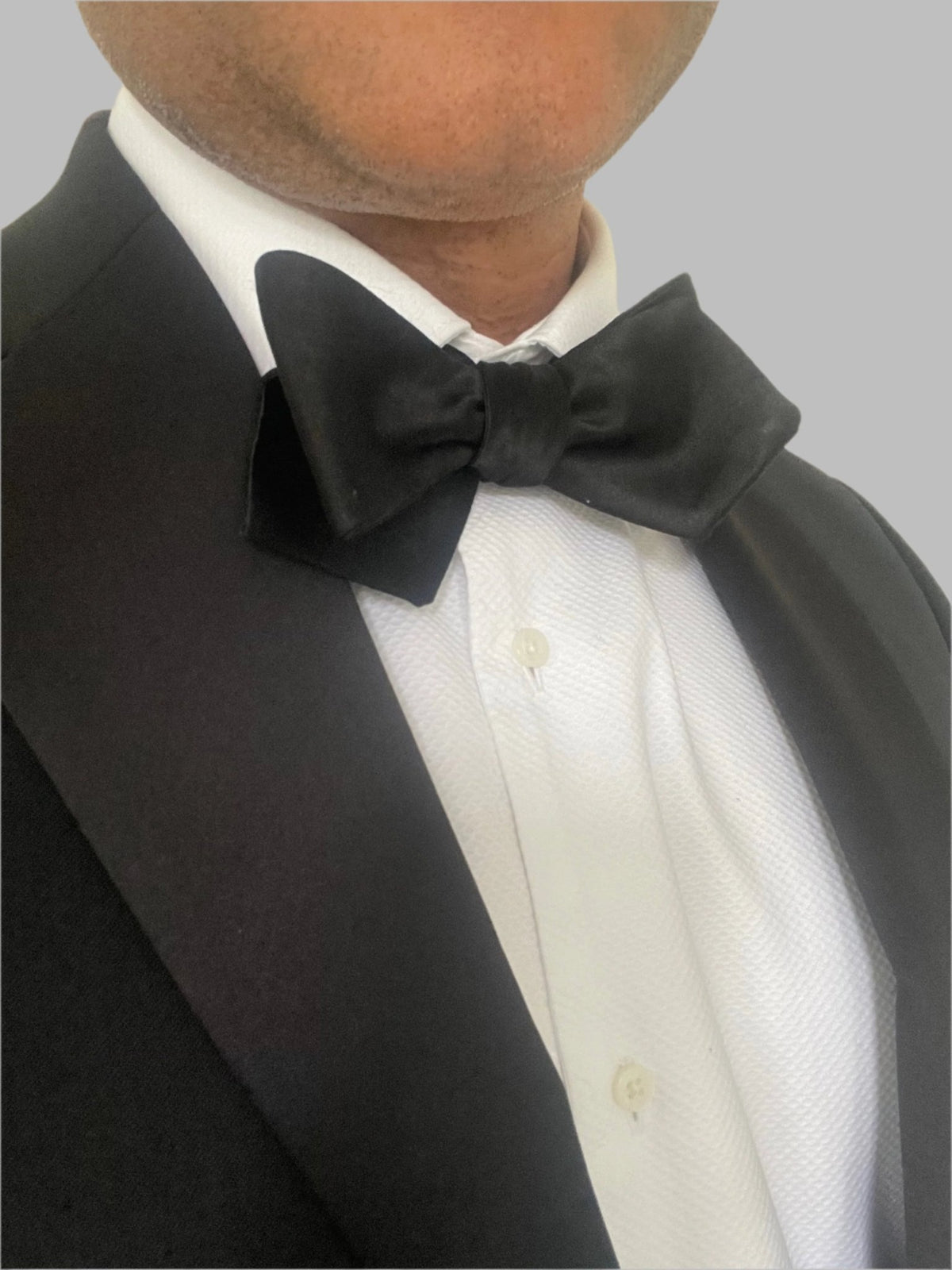 DAPPER ESSENTIALS - Black Self - Tie Diamond point Bowtie